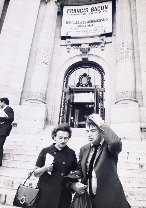 Photograph of Francis Bacon and Valerie Beston at the opening of Bacon's Grand Palais exhibition